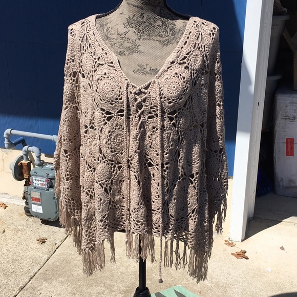 Crochet Poncho - Picture 3 of 8